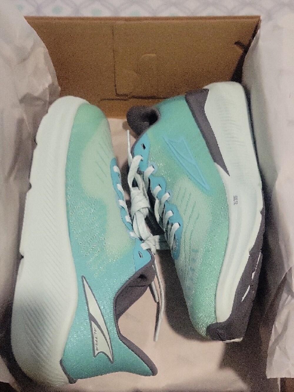 Altra Women's Mint Teal W Experience Form Athletic Running Shoes - Picture 9 of 9
